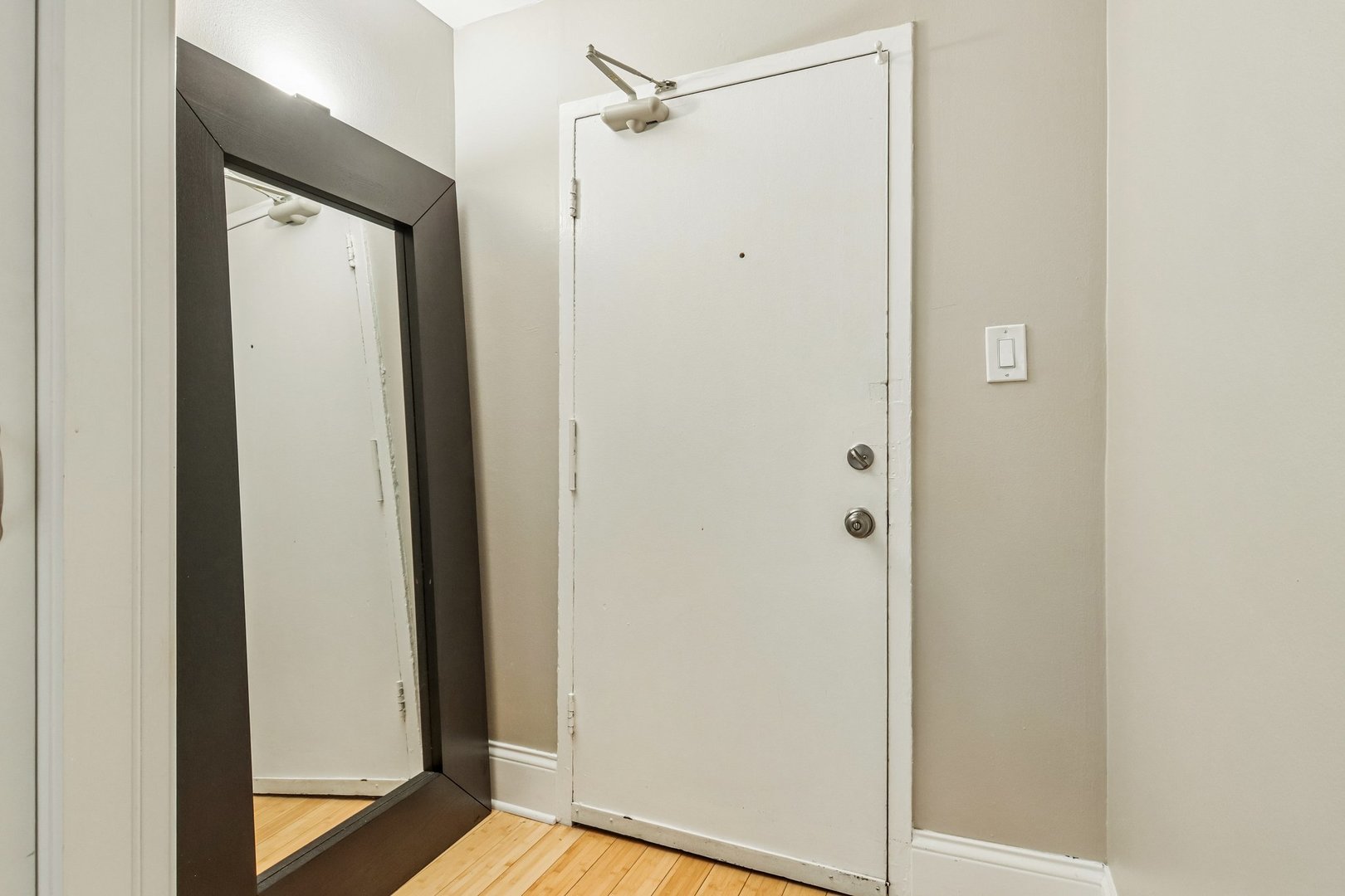 2909 North Sheridan Road, Unit 1201 Chicago, IL 60657 - Photo 20 of 32