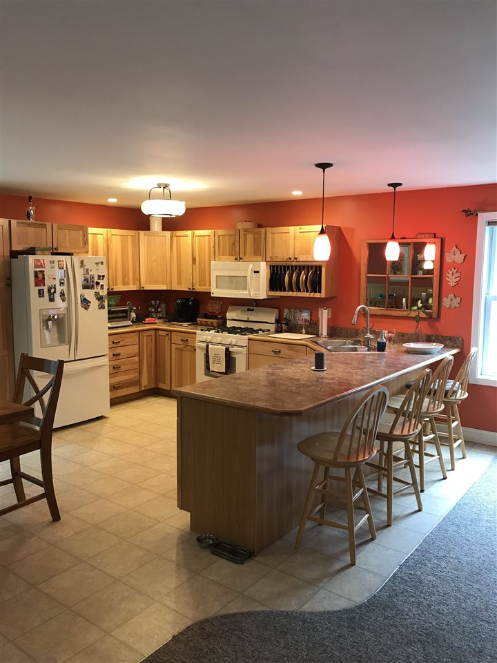 427 Holy Cross Road Colchester, VT 05446 - Photo 3 of 19 Gallery Image 3