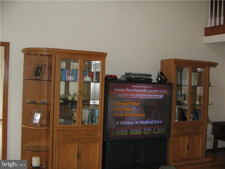 254 Stewart Road Allentown, NJ 08501 - Photo 6 of 24 Great Room