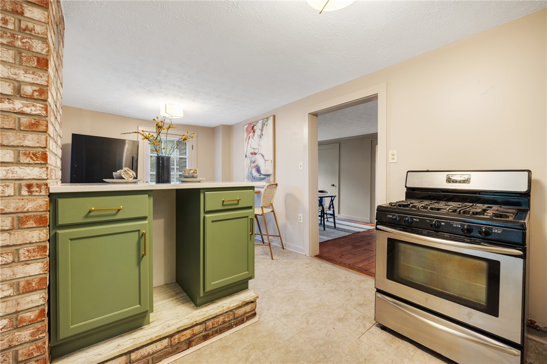 96 Richmond Street Rochester, NY 14607 - Photo 18 of 29