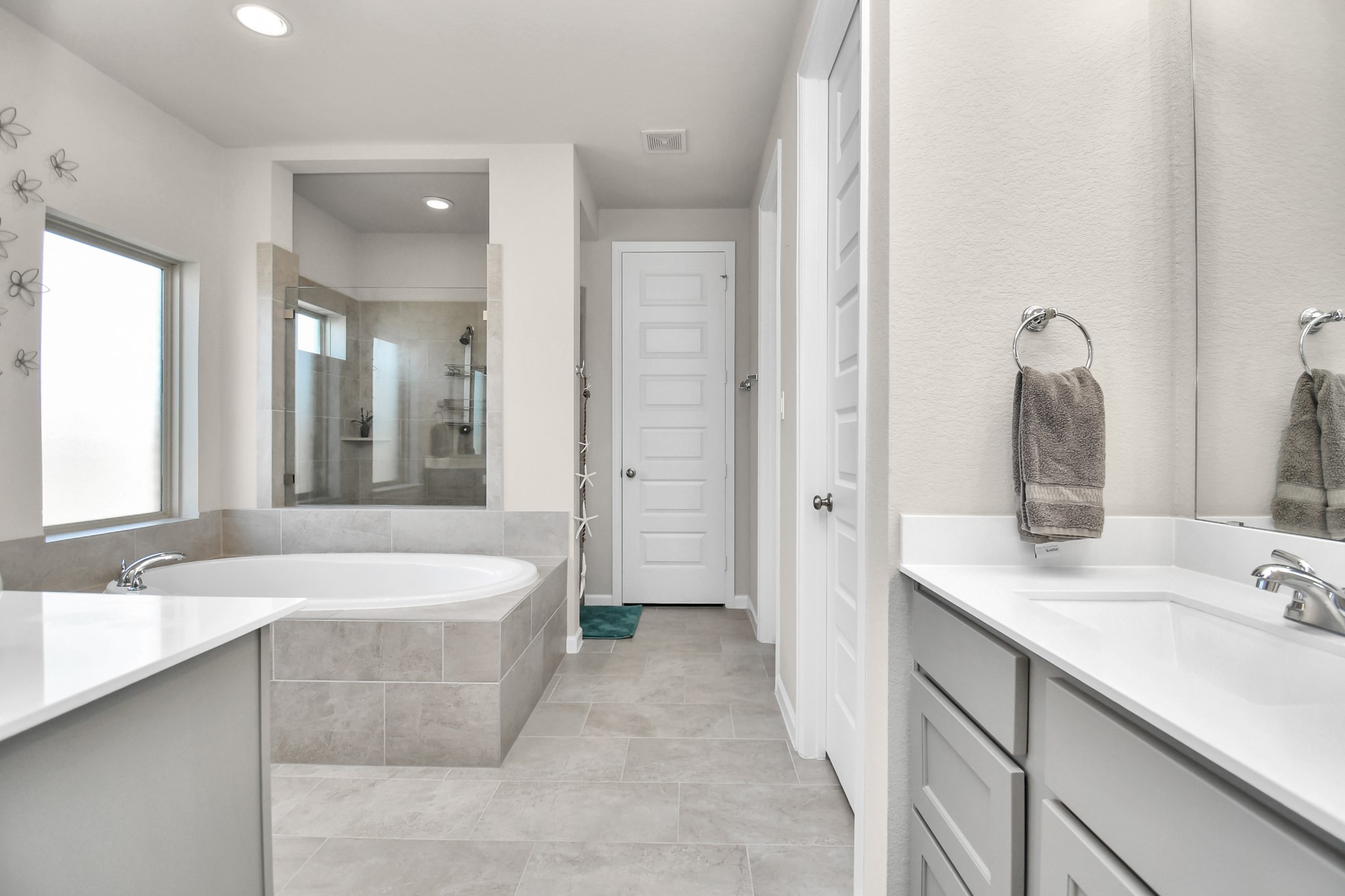 5043 Morrison Drive Manvel, TX 77578 - Photo 21 of 49 Primary Bath