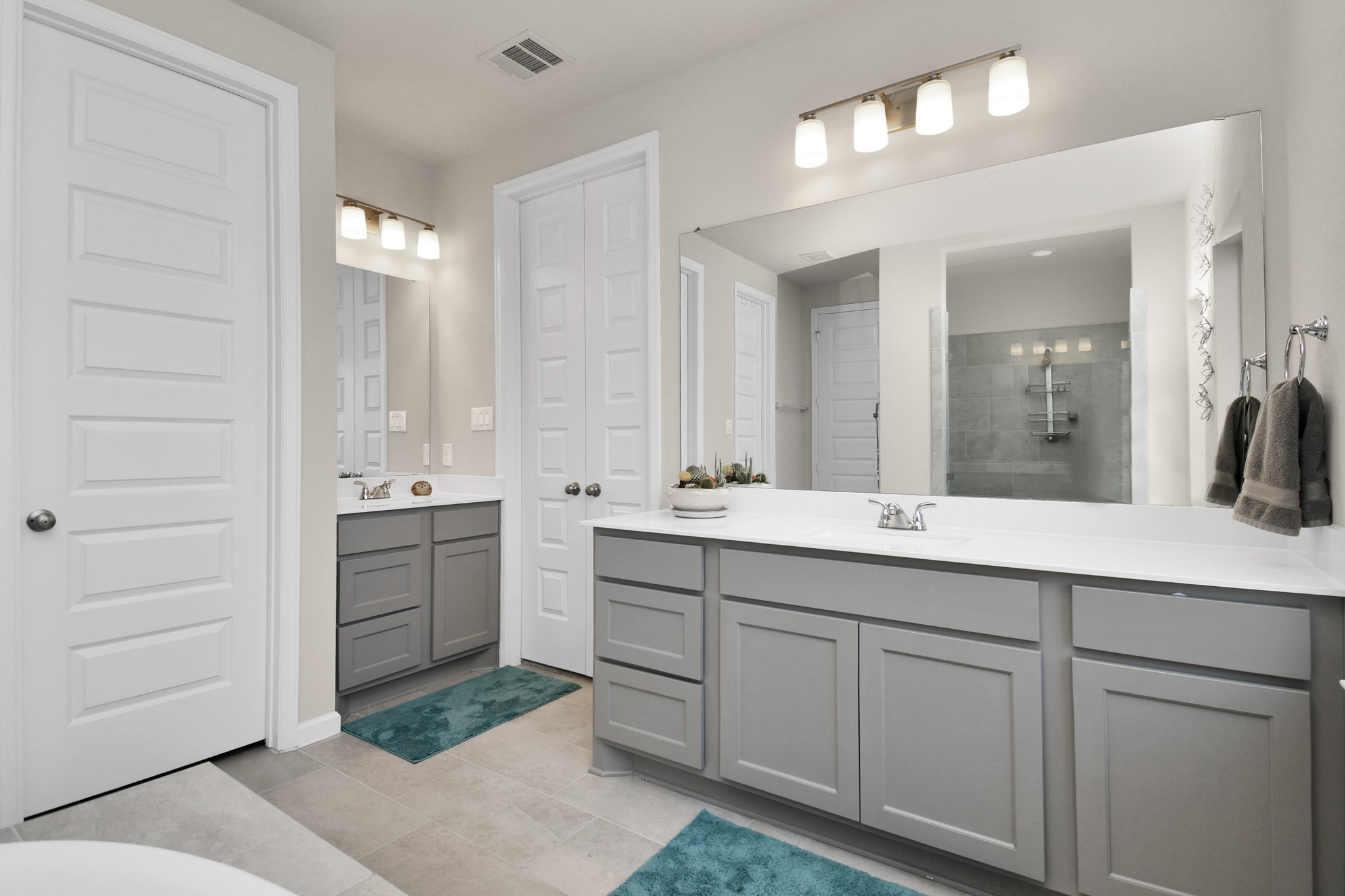 5043 Morrison Drive Manvel, TX 77578 - Photo 24 of 49 Dual vanities and sinks