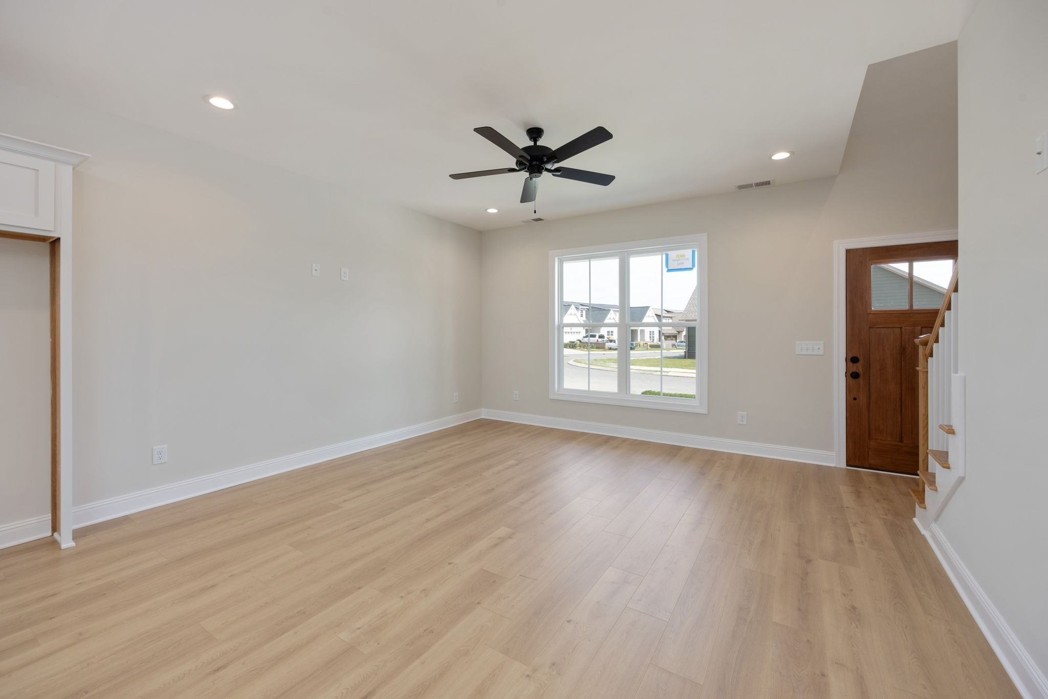 2011 Rylee Way Greenbrier, TN 37073 - Photo 4 of 24 Gallery Image 4