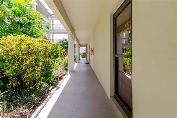 $220,000 | 2700 Bayshore Boulevard, Unit 5102, Dunedin, FL 34698