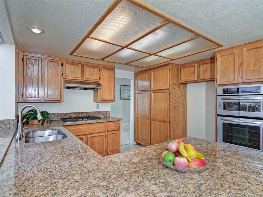 11827 River Rim Road San Diego, CA 92126 - Photo 9 of 25 Gallery Image 9