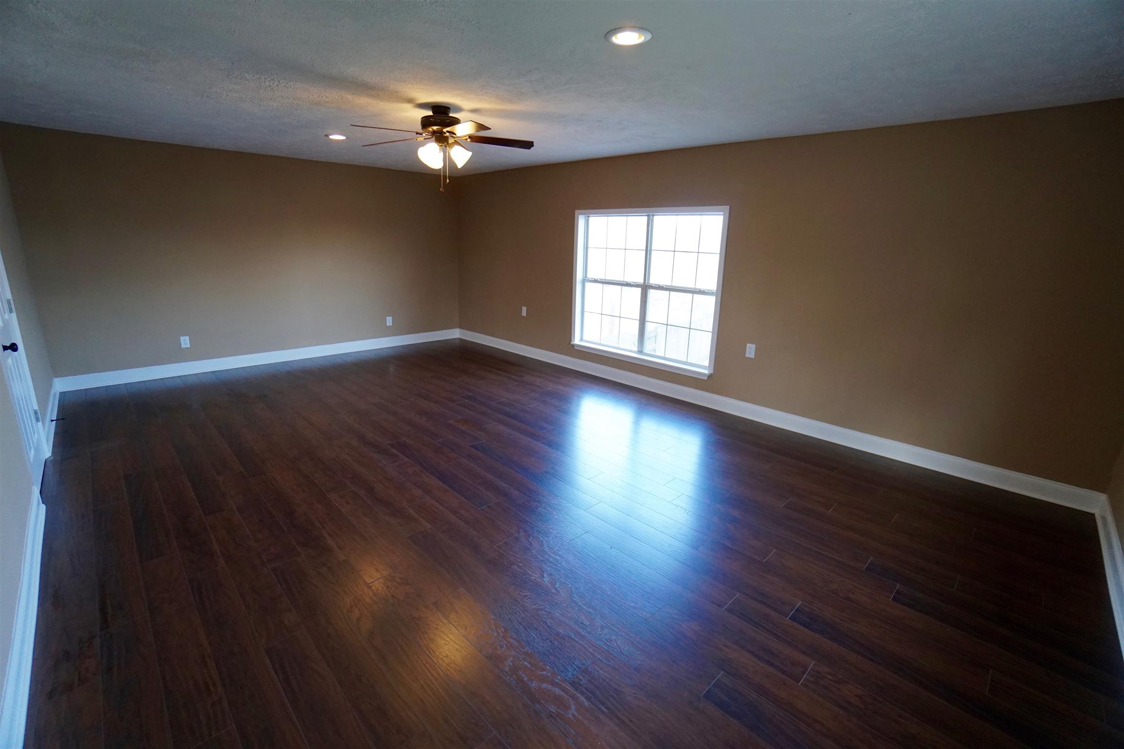 861 Alford Road Murfreesboro, TN 37129 - Photo 18 of 21 Huge bonus room or extra bedroom above the garage!