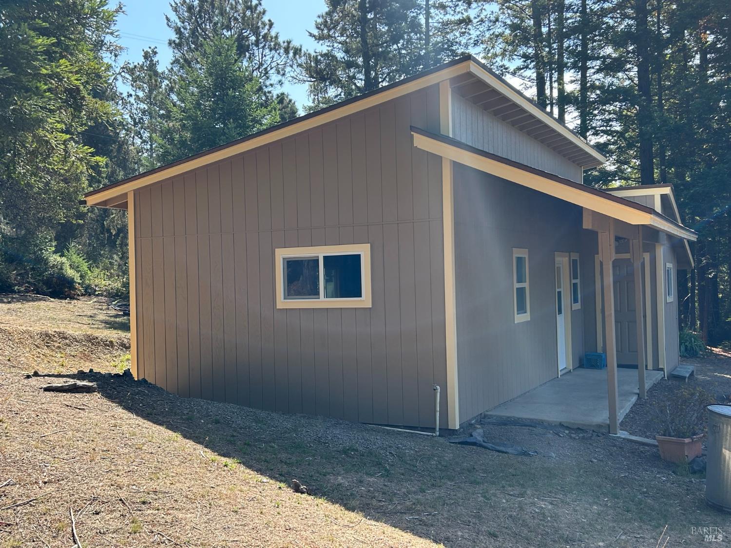 44005 Iversen Road Gualala, CA 95445 - Photo 16 of 18