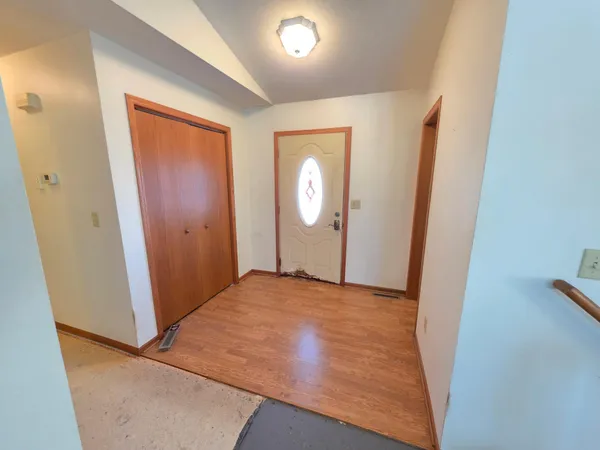 $285,000 | 45 Rolling Hills Drive, Elgin, MN 55932