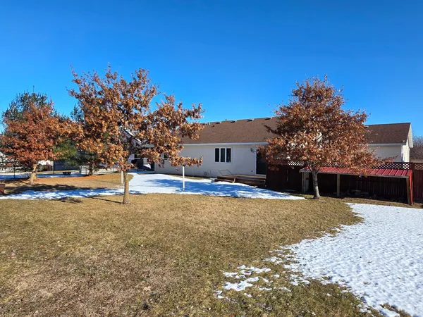 $285,000 | 45 Rolling Hills Drive, Elgin, MN 55932