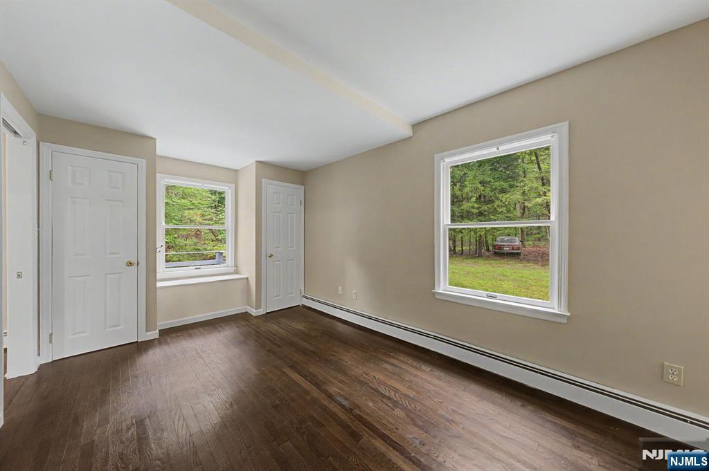 45 B Old Mill Road Chester, NJ 07930 - Photo 22 of 44 Gallery Image 22
