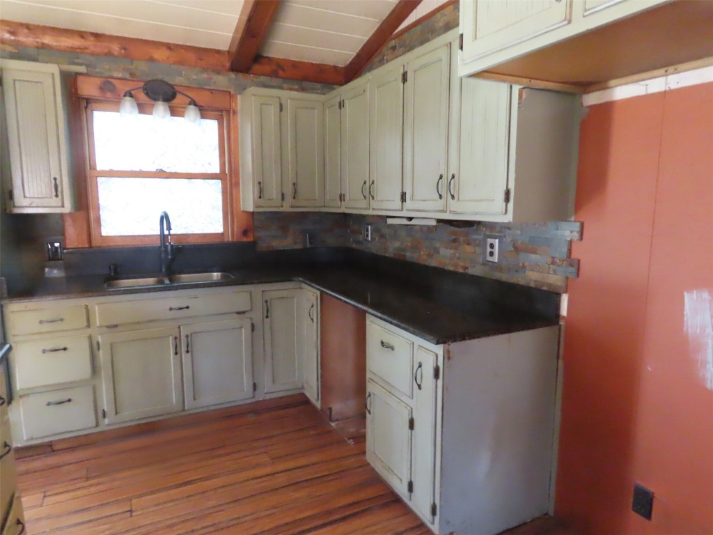 499 Pendell Hill Road Whitney Point, NY 13862 - Photo 8 of 24 Gallery Image 8