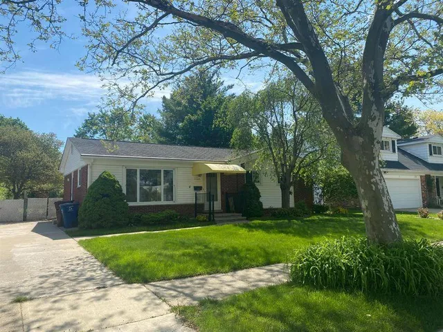 $2,700 | 2160 Georgetown Boulevard, Ann Arbor, MI 48105