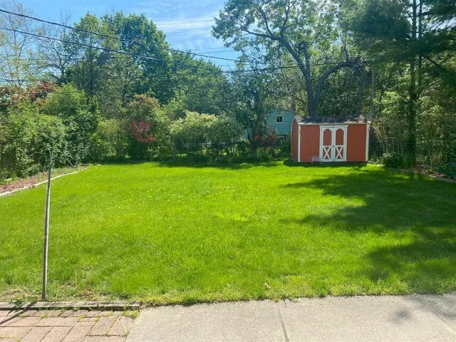 $2,700 | 2160 Georgetown Boulevard, Ann Arbor, MI 48105