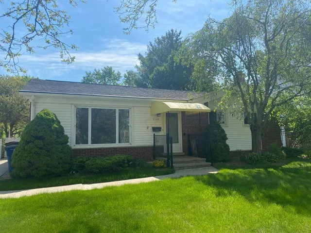 $2,700 | 2160 Georgetown Boulevard, Ann Arbor, MI 48105