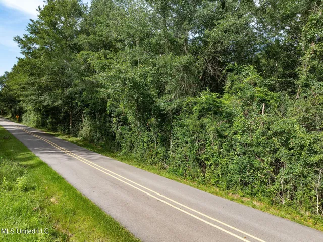 $49,500 | Lot 2 Acres) Beverly Hills Drive, Hattiesburg, MS 39402