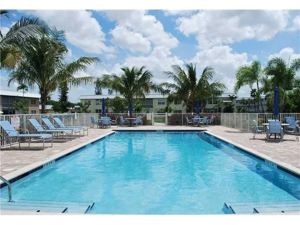 $129,900 | 9826 Marina Boulevard, Unit 1011, Boca Raton, FL 33428