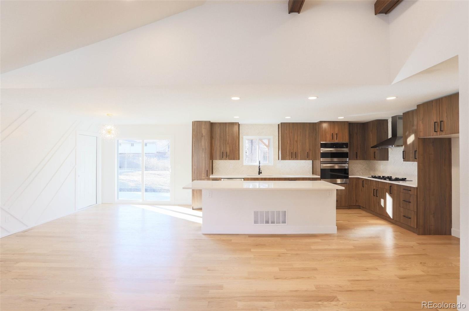 3275 Flower Street Wheat Ridge, CO 80033 - Photo 9 of 40 Gallery Image 9