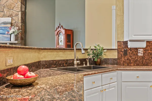 $1,009,900 | 111 Stone Ridge Drive, Andersonville, TN 37705