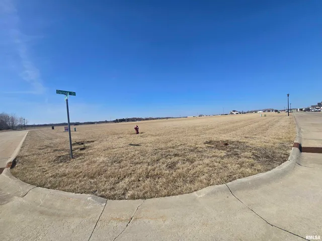 $60,000 | 803 Darnall Drive, Geneseo, IL 61254