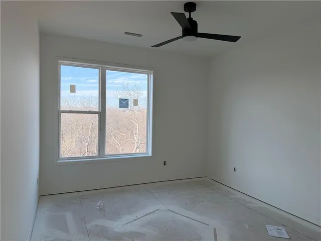 $639,000 | 9309 Aminda Street, Lenexa, KS 66227