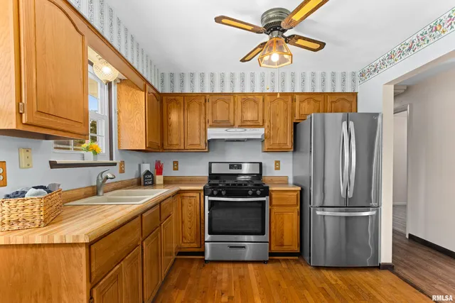 $175,000 | 5604 East Crews Avenue, Chillicothe, IL 61523