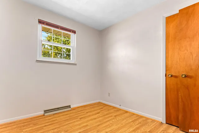 $175,000 | 5604 East Crews Avenue, Chillicothe, IL 61523