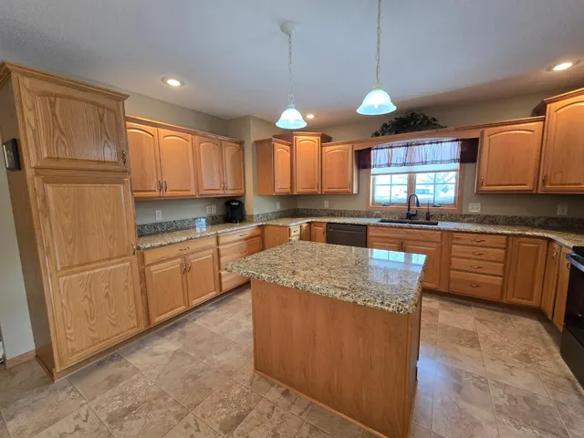$359,900 | 1907 Upper Trentwood Circle Northeast, Willmar, MN 56201