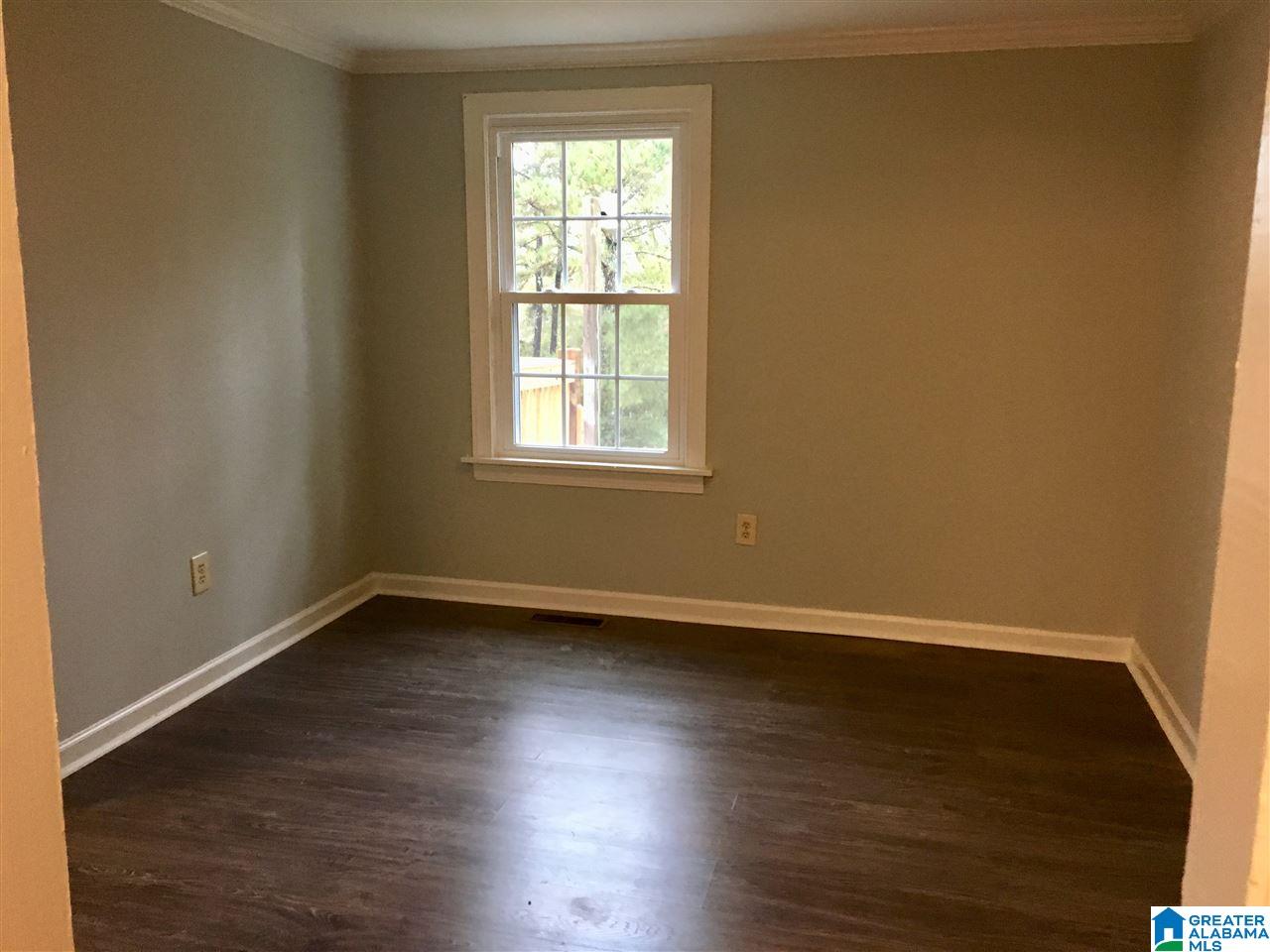 185 Lakeshore Circle Oneonta, AL 35121 - Photo 11 of 27