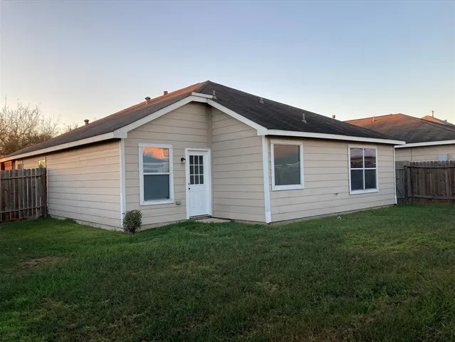 $2,000 | 14139 Concord Meadow Lane, Houston, TX 77047