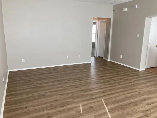 $2,000 | 14139 Concord Meadow Lane, Houston, TX 77047