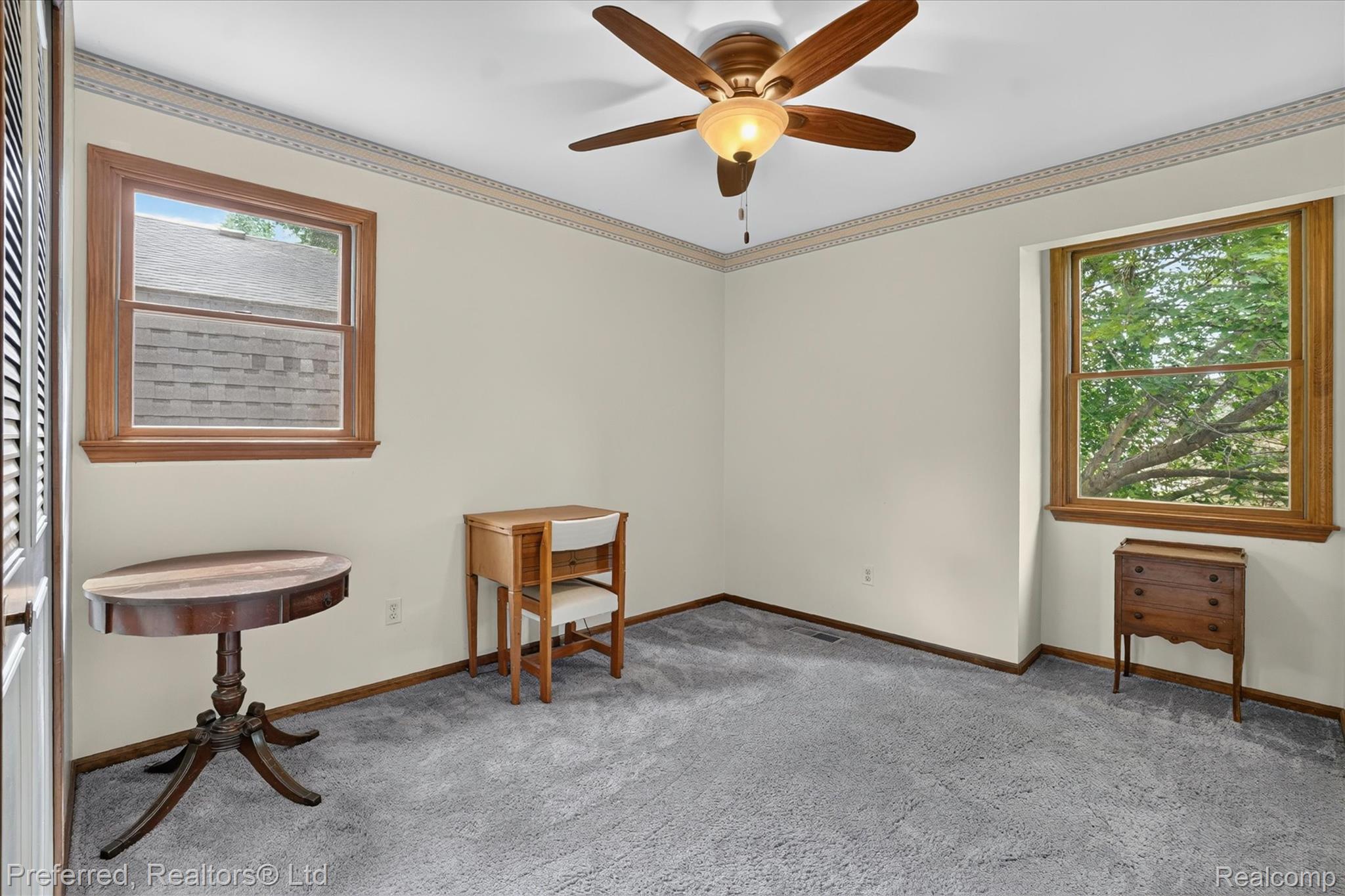 9065 East Richfield Road Davison, MI 48423 - Photo 30 of 75 31-9065-E-Richfield-Rd-Davison-WindowStill.jpg
