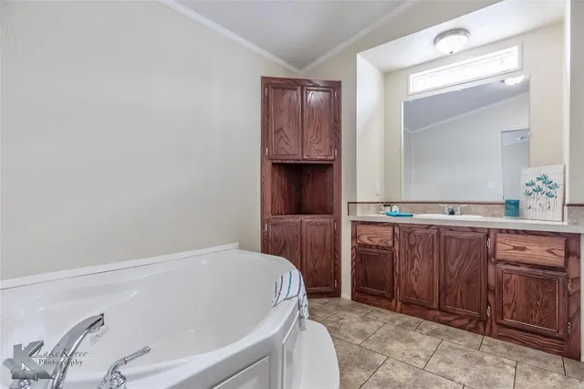 $189,900 | 4121 Fm 3326 Street East, Hawley, TX 79525