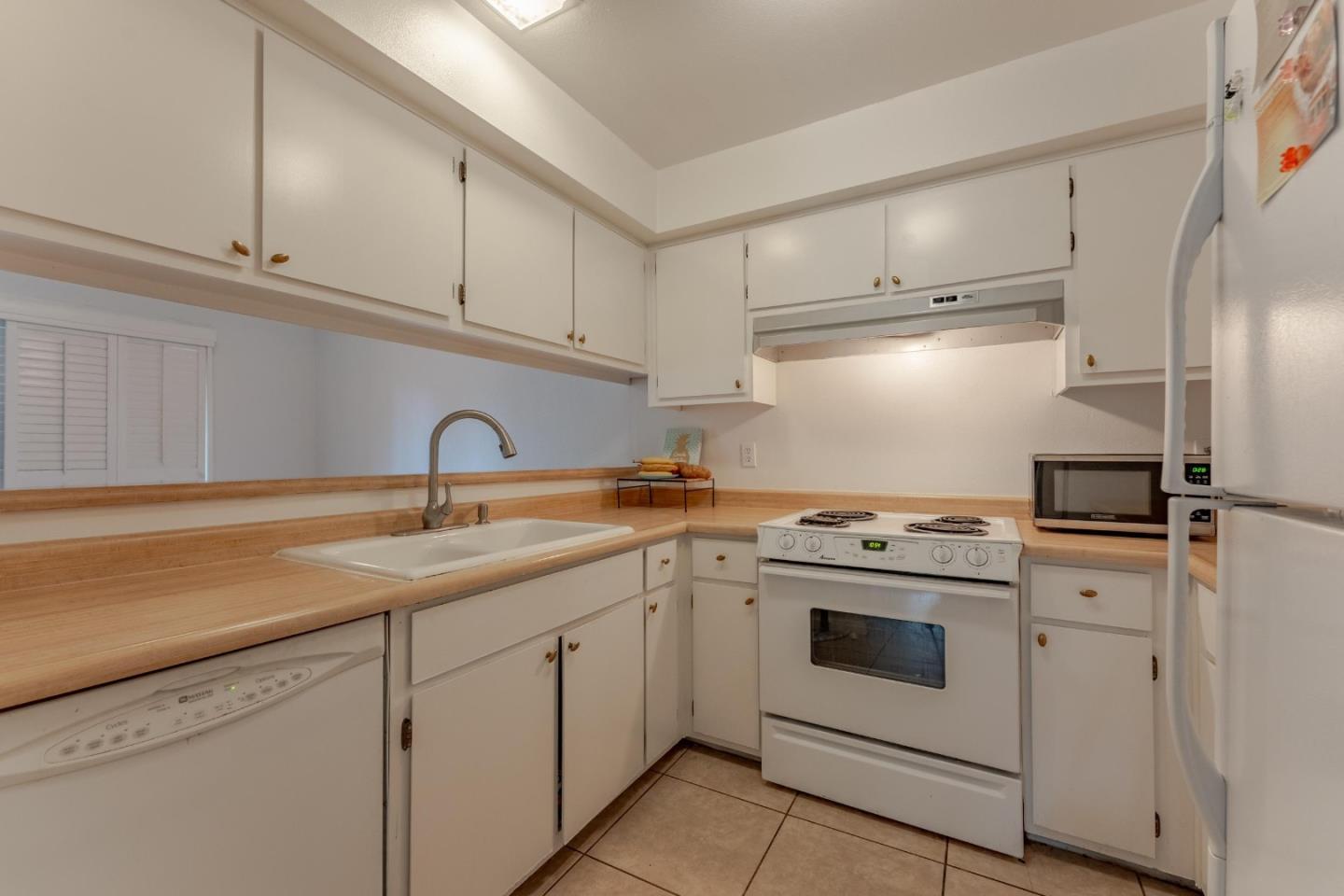 5860 Alexandria Place Stockton, CA 95207 - Photo 4 of 13