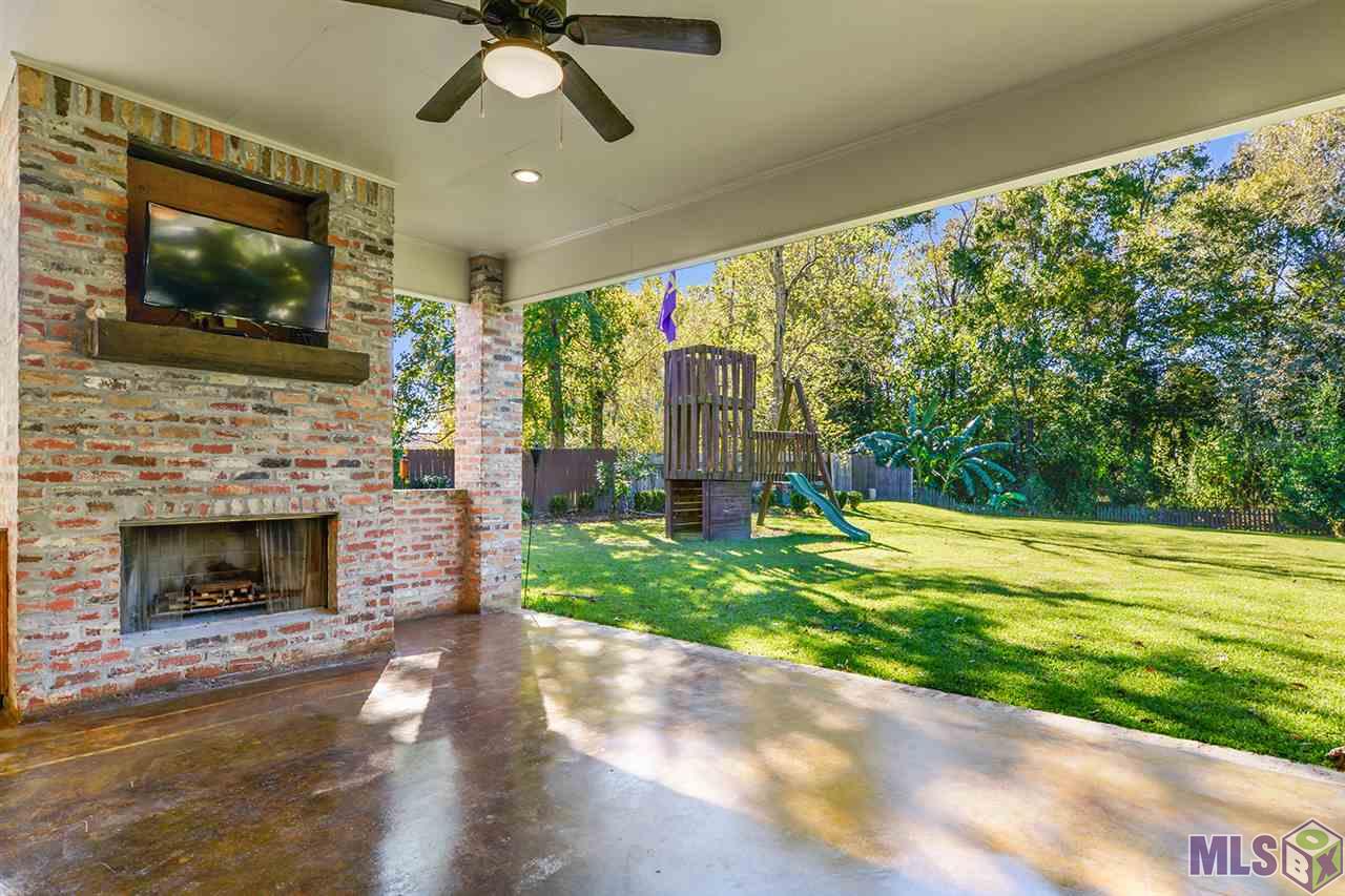 3738 Woodland Ridge Boulevard Baton Rouge, LA 70816 - Photo 16 of 16 Lovely large backyard with trees for privacy.