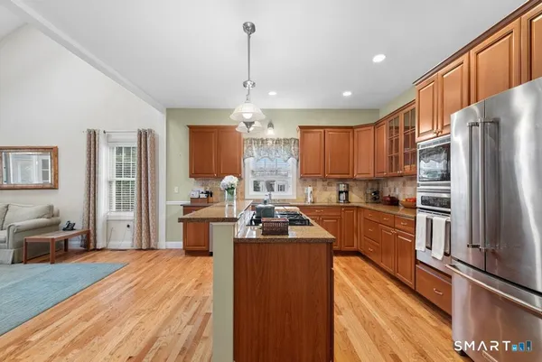 $599,000 | 194 Eastwood Drive, Unit 194, Seymour, CT 06483