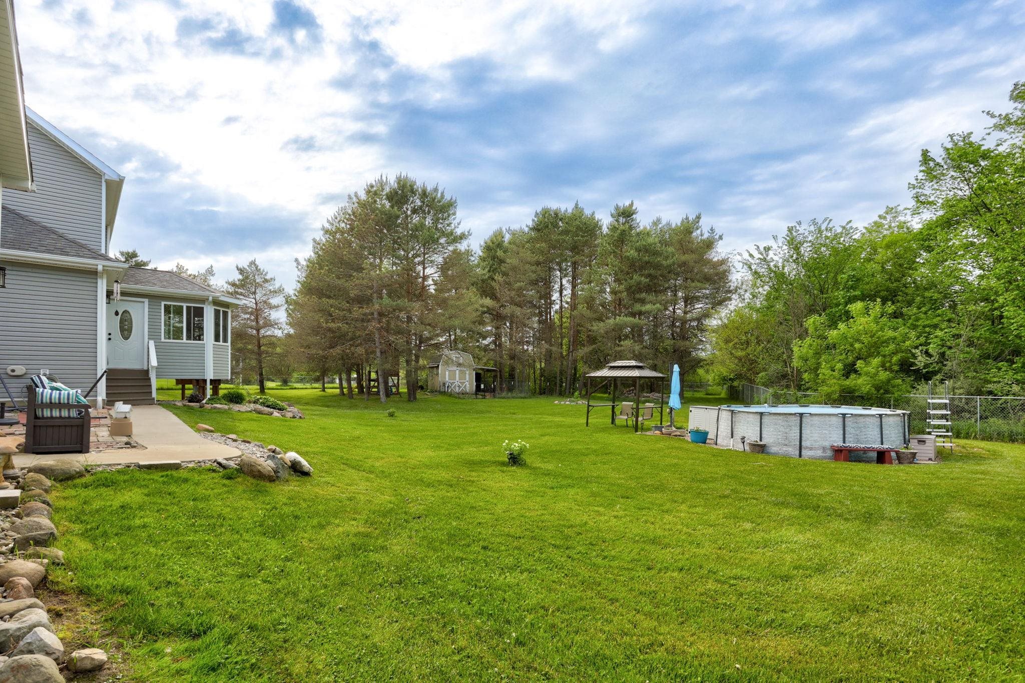 2119 East Vienna Road Clio, MI 48420 - Photo 55 of 88