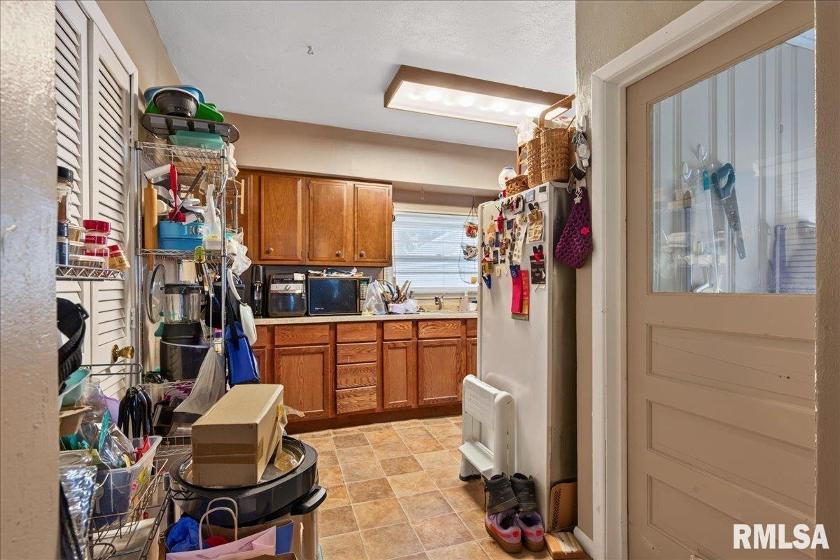 3004 South Allis Street Springfield, IL 62703 - Photo 6 of 26 Gallery Image 6