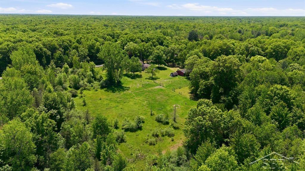 419 East Bradford Road Midland, MI 48640 - Photo 40 of 47