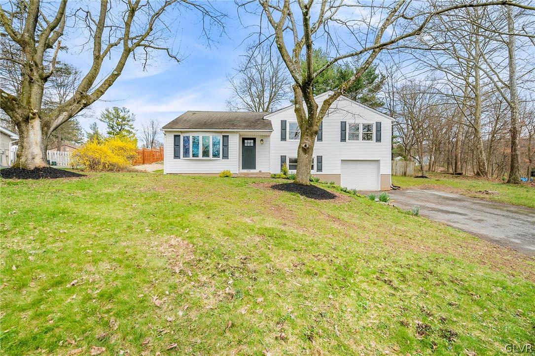 926 Fairmont Road Riegelsville, PA 18077 - Photo 1 of 26