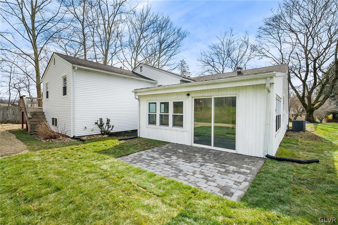 926 Fairmont Road Riegelsville, PA 18077 - Photo 4 of 26