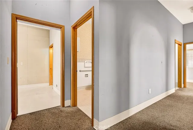 a view of bedroom and bedroom