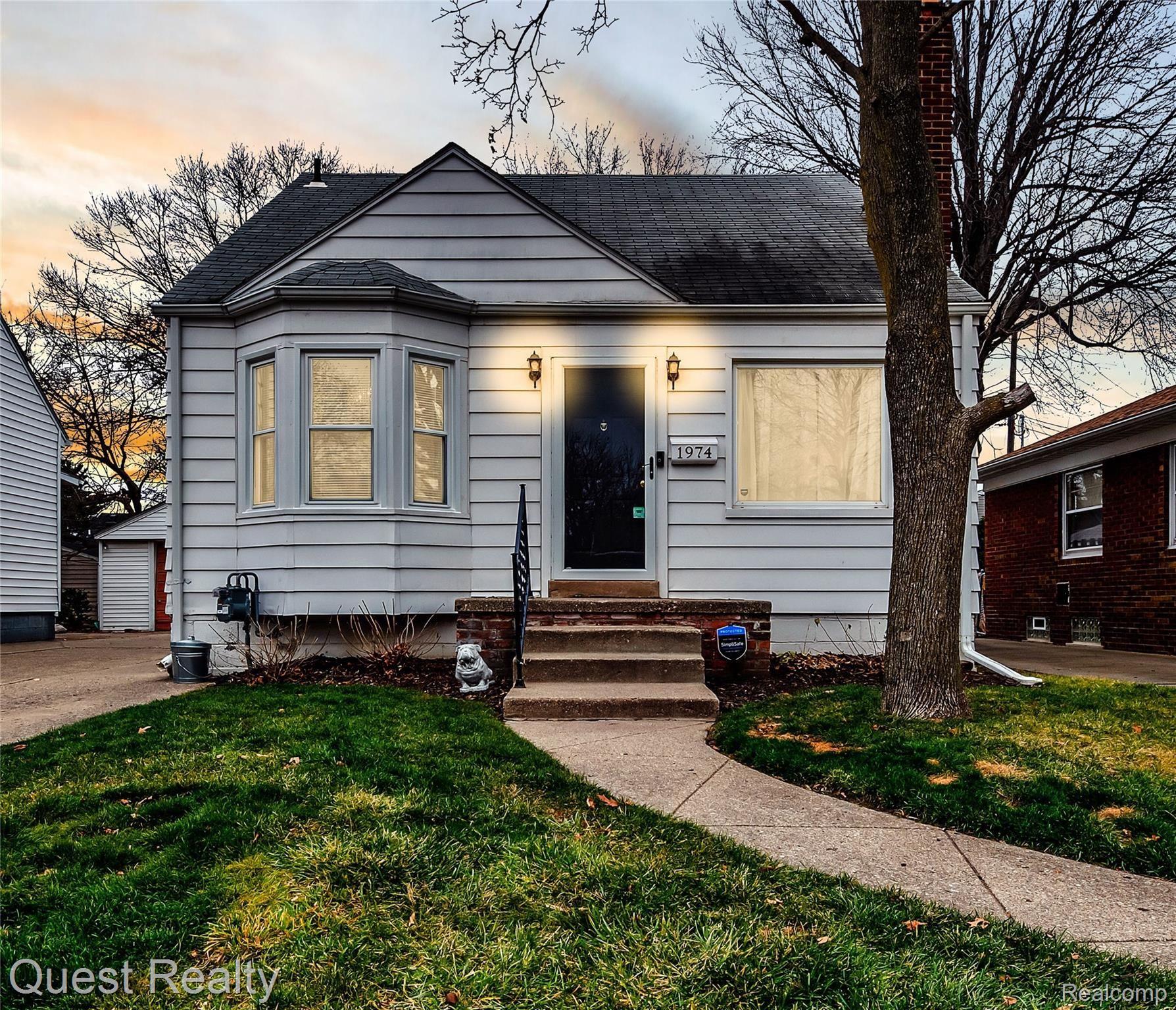 1974 Hampton Road Grosse Pointe, MI 48236 - Photo 1 of 28 1974 Hampton - HD Drone photography-3.jpg