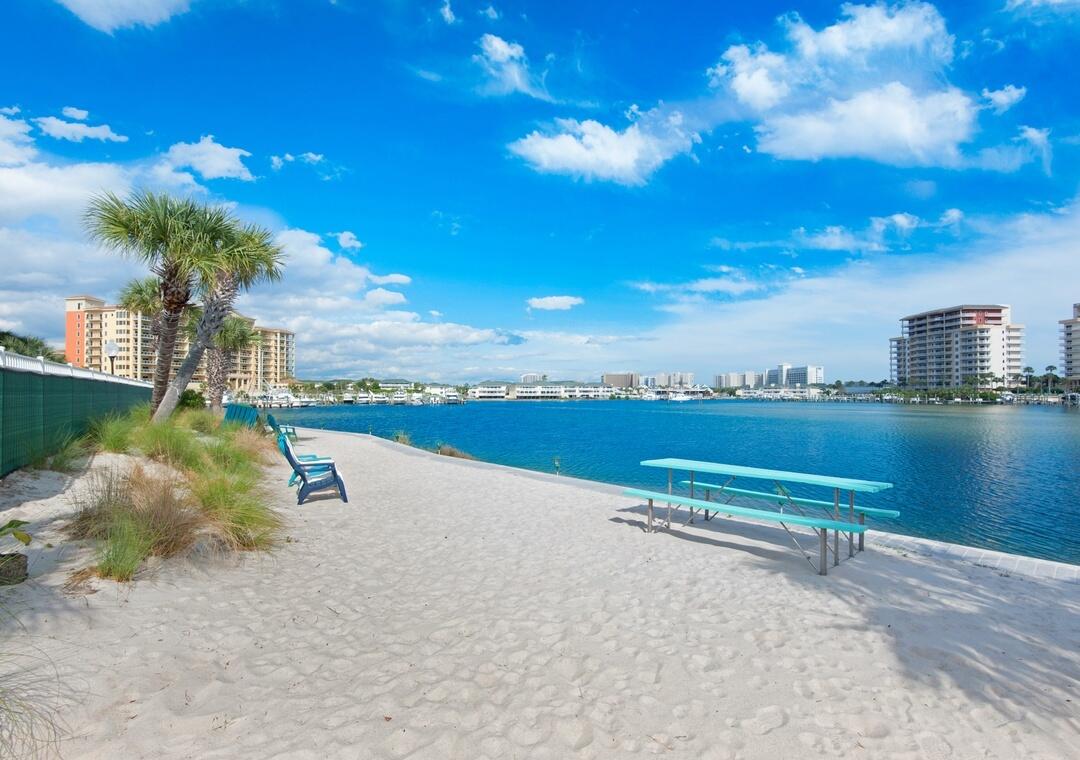 30 Moreno Point Road, Unit 406C Destin, FL 32541 - Photo 32 of 52 89d82bb1-798a-4582-88b7-eea7e01a66e3