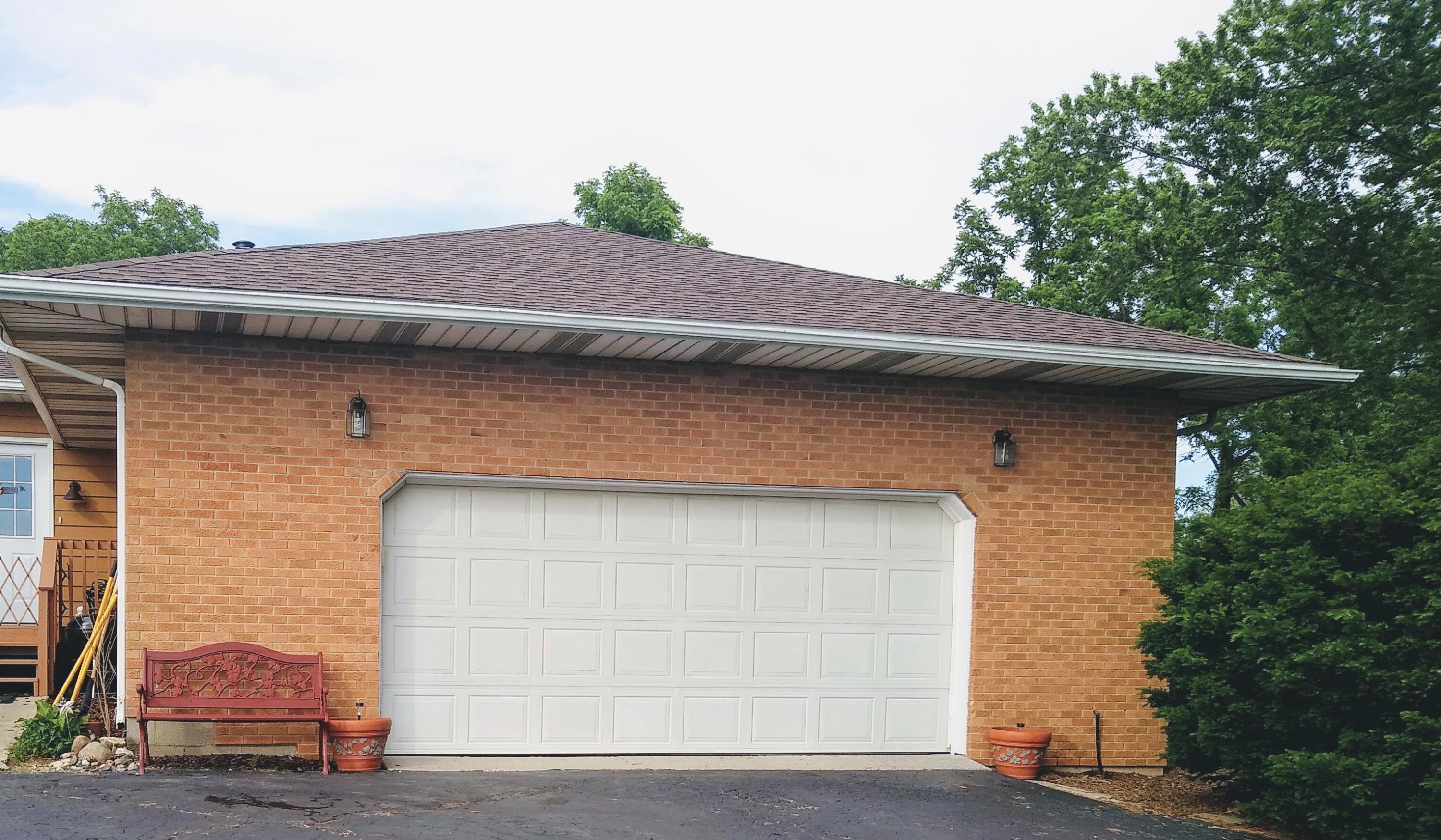 1990 Patterson Road Southwest Pataskala, OH 43062 - Photo 2 of 33