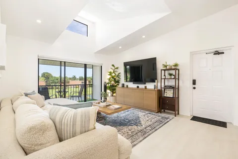 $260,000 | 1008 Green Pine Boulevard, Unit H3, West Palm Beach, FL 33409
