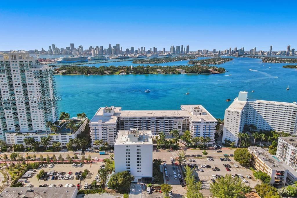 800 West Avenue, Unit 722 Miami Beach, FL 33139 - Photo 32 of 33 a view of a lake and city