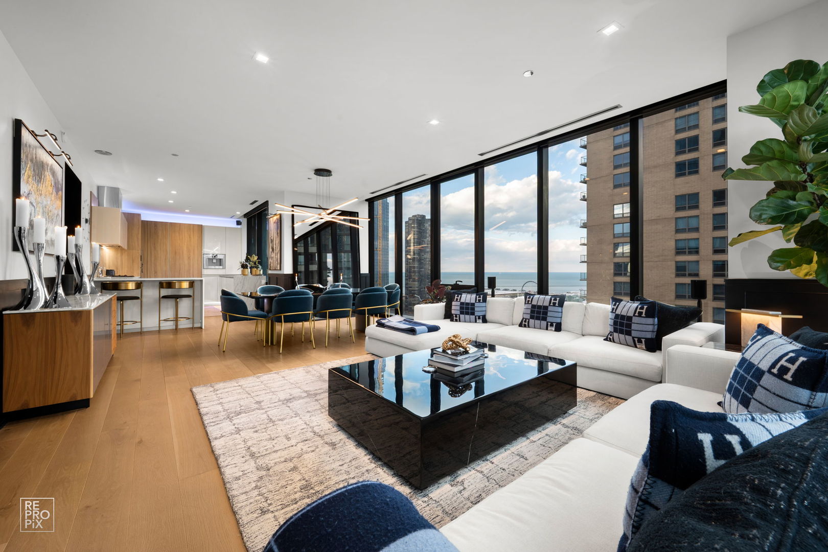 363 East Wacker Drive, Unit 2109 Chicago, IL 60601 - Photo 9 of 23