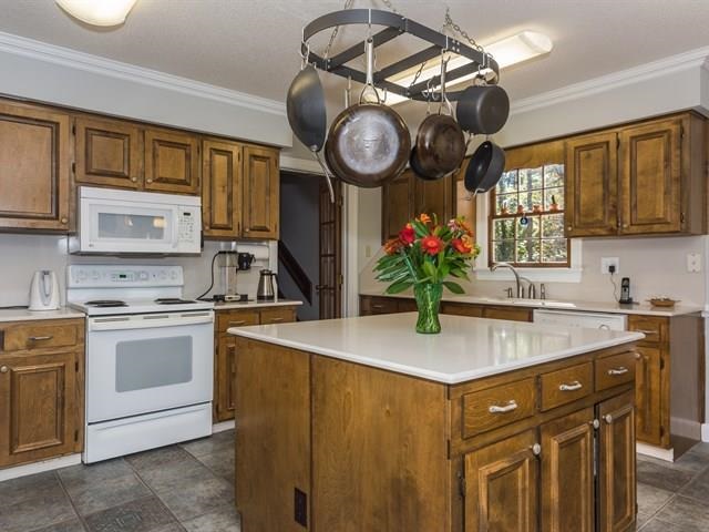 709 Bennington Drive Raleigh, NC 27615 - Photo 6 of 25 Gallery Image 6