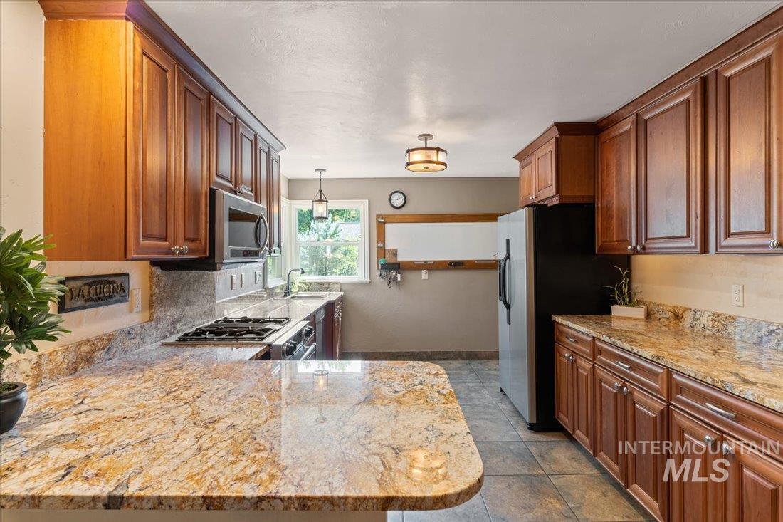 2401 North 26th Street Boise, ID 83702 - Photo 10 of 50