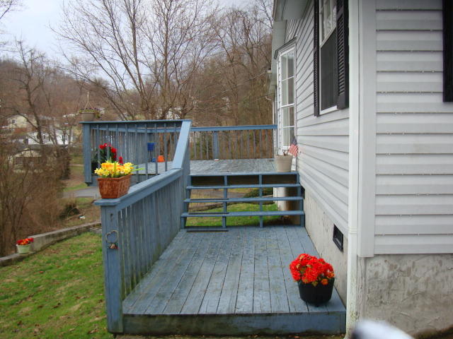 1147 Berry Road Elizabethton, TN 37643 - Photo 26 of 29 DSC03300